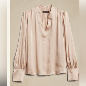 NWT banana republic crinkle volume sleeve blouse